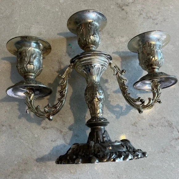 Silver candelabra - Picture 3 of 4